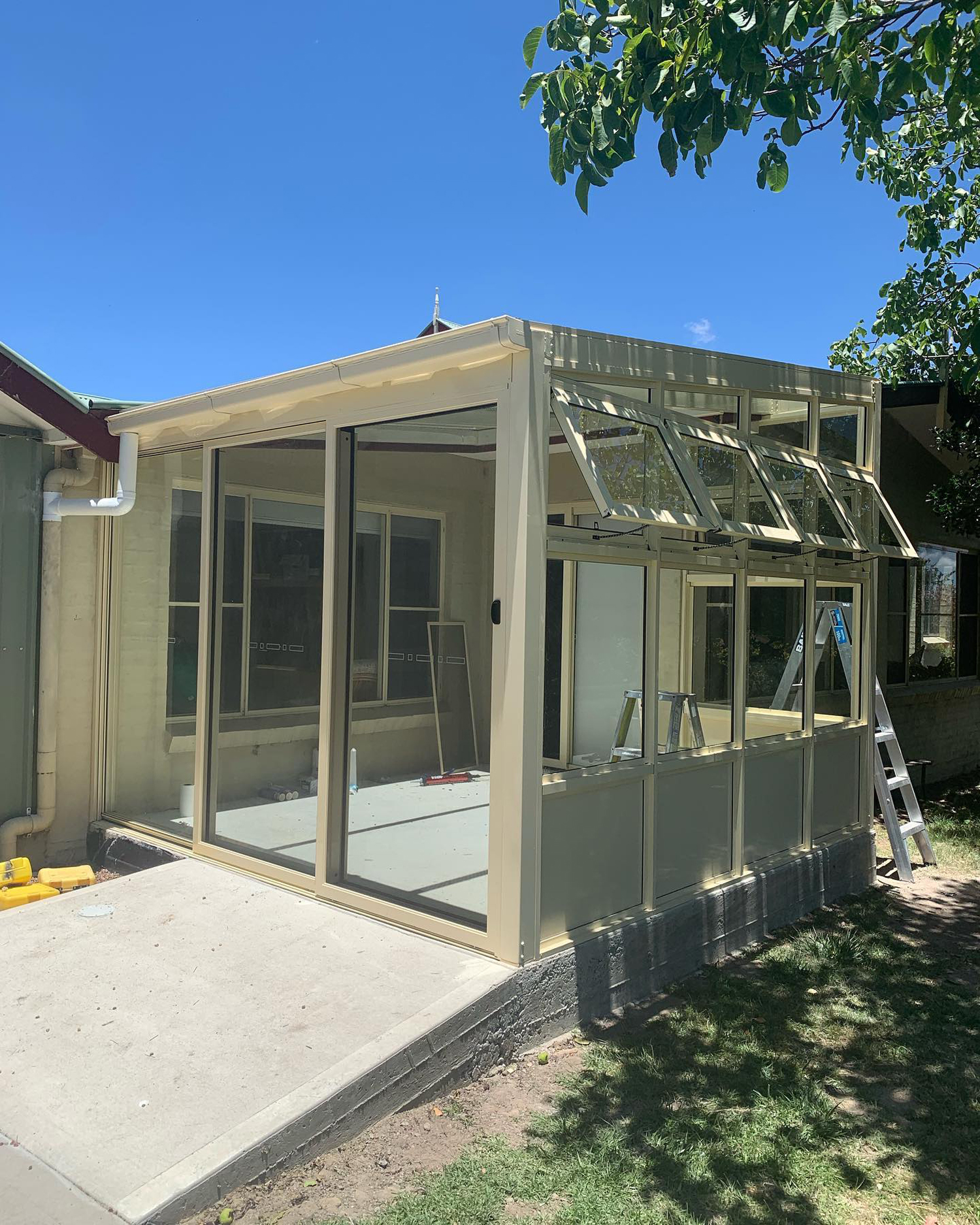 Room With Aluminium Sliding Doors